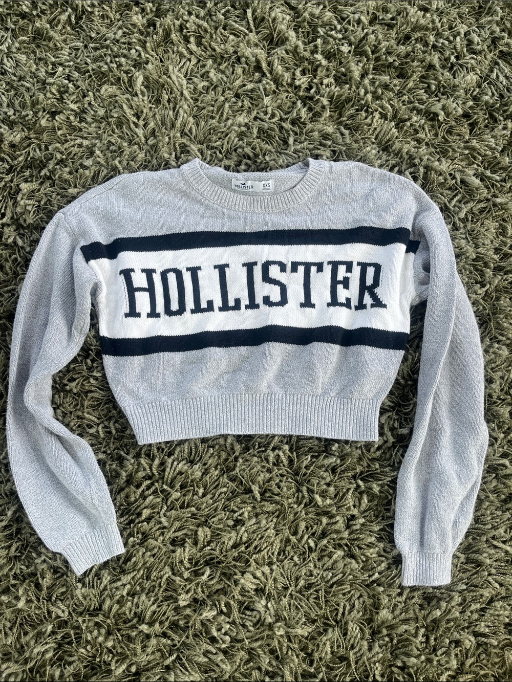Hollister sweater
